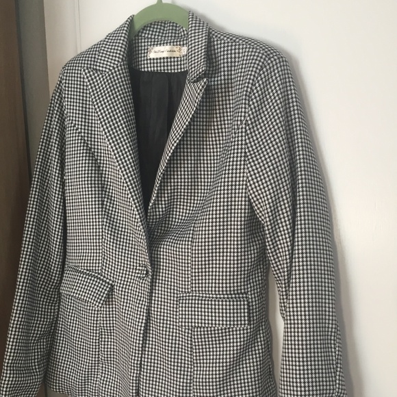 Houndstooth Blazer Button Detail Front Pockets - Picture 2 of 6